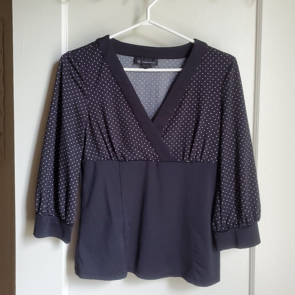 Inc Black & White 3/4 Sleeve V Neck Fitted Top Size M 8-10